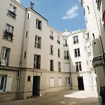 Beautiful bright studio near Montparnasse
