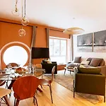 GuestReady - Modern 2 bedrooms near Louvre