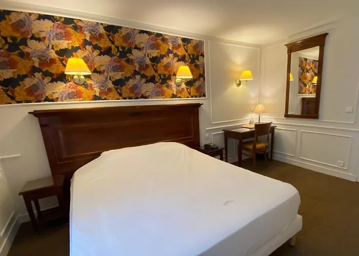 Hotel Touring Opera
