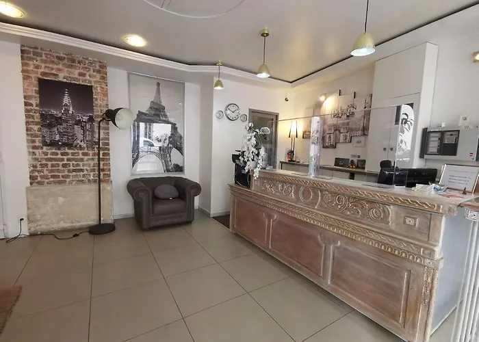 Hotel Le Saint-Hubert - Gare De Lyon Bastille