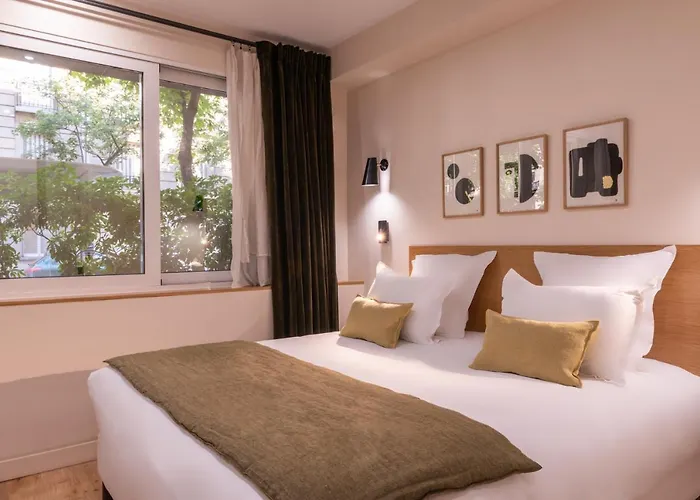 CMG - Boutique Hôtel chambre - 3P - Auteuil/ Michel Ange
