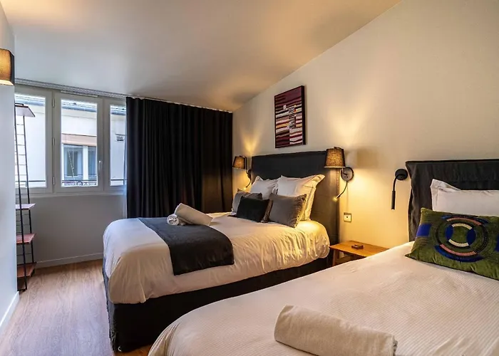 135 - Urban Five Star Apartment In Center Of Paris