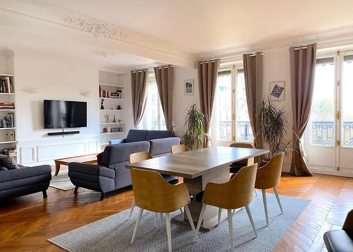 Marvellous Sunbathed 3Br At The Heart Of Paris