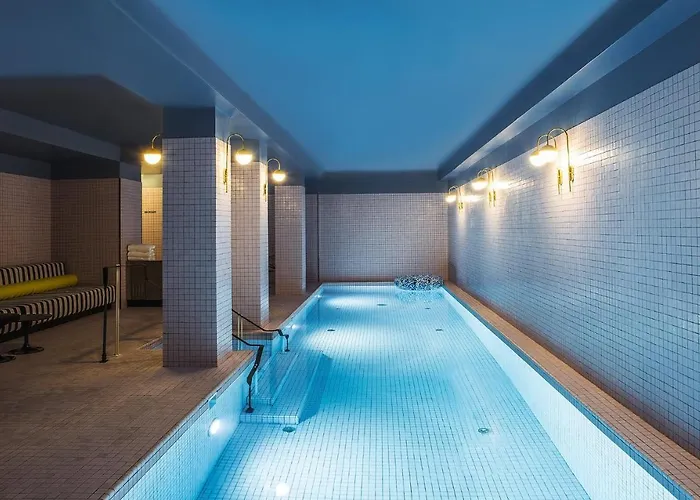 Hotel Du Rond-Point Des Champs-Elysees - Esprit De France