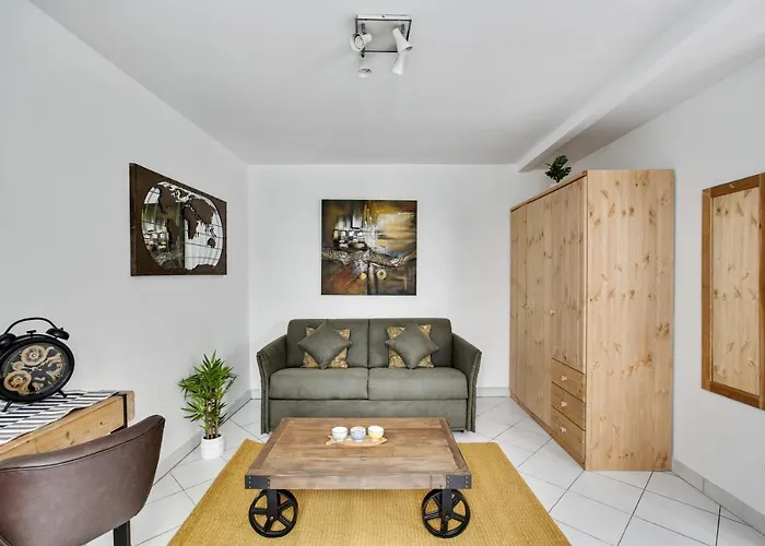 Chic Studio With Terrace Downtown Paris