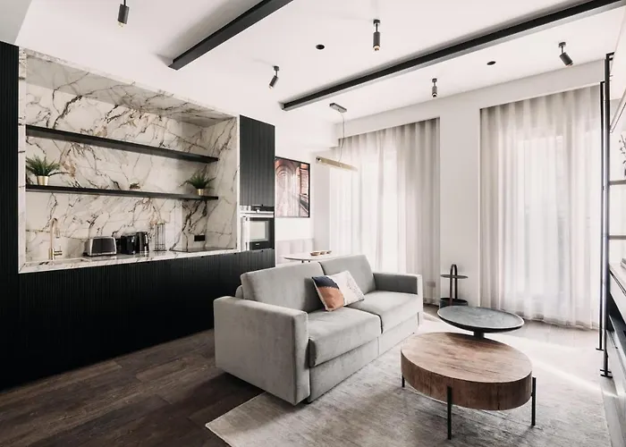 Highstay - Luxury Serviced Apartments - North Marais 1