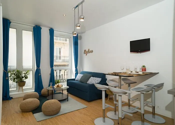 Apartment 2 Bedrooms In Paris 8Th