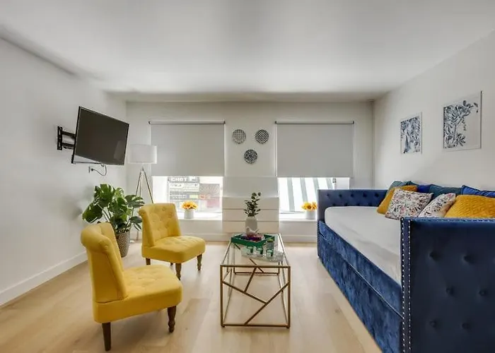 Modern French Country Studio Charm In The City Canal Saint Martin 10Th District