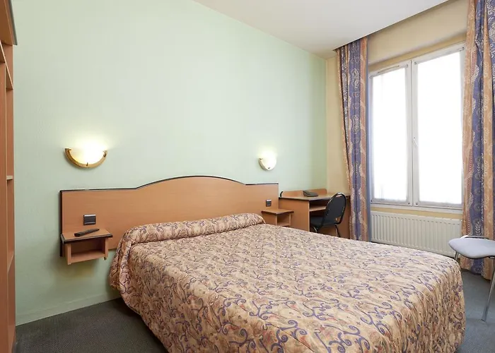 Hotel Ferney Republique