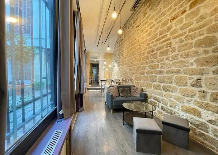 Luxurious 1 Bedroom Louvre Jeuneurs Free Netflix
