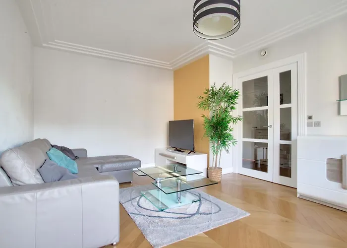 Luxurious 1 Bedroom Saint Germain Sevres Free Netflix