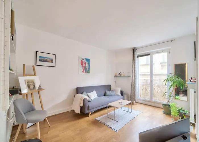 Bright Apartment For 4 People In Batignolles