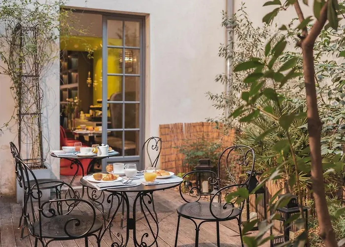 Hotel Le Petit Paris