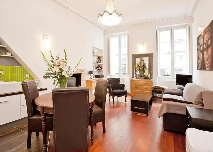 Romantic Apartment Close To Le Marais