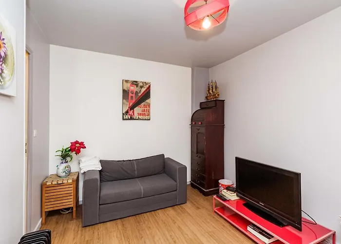 Charming 40M In The Heart Of Paris