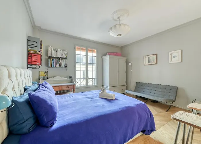 Perfect Parisian Apartment Lemarais For You!