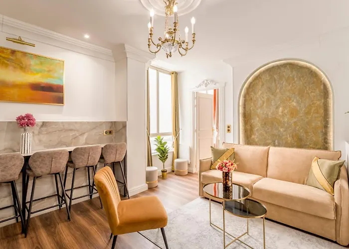 Merveil - Luxury Suite - Louvre - Rousseau