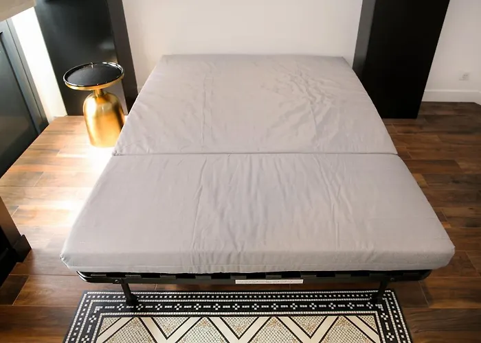 Zzz Poteau De Paris 4P