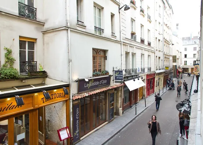 Saint Germain - Mabillon Paris City Apartment