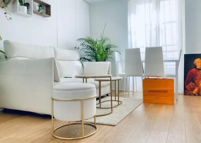 Center Of Paris - Elegant Appartment In Highly Secured Area