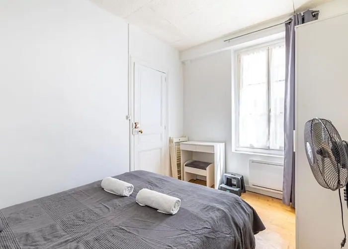 Guestready - Quaint Parisian Hideaway