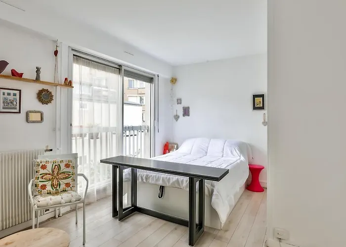 Charming Studio Apartment - Paris