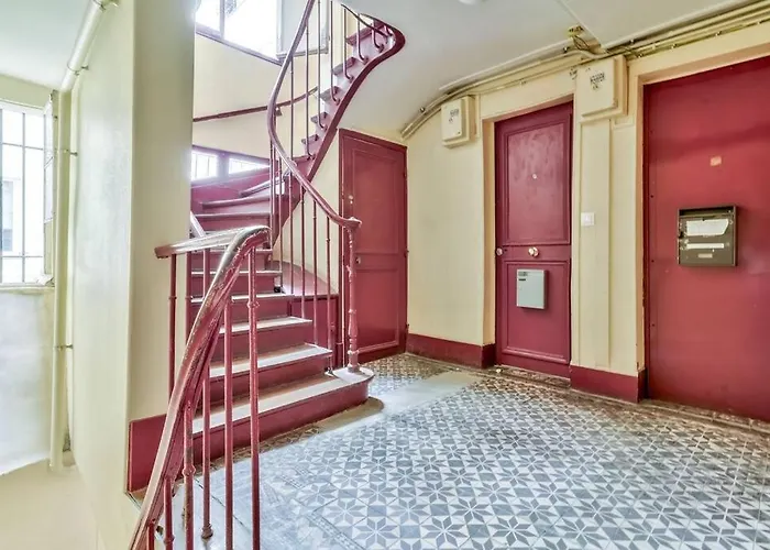 Studio Sur Les Toits Parisiens