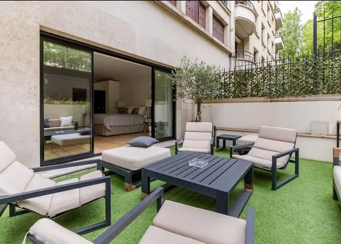 Passy/Ranelagh : Superbe Appartement Avec Terrasse
