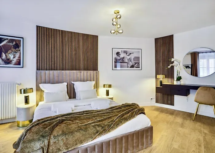 Beautiful 2Bdr Near The Eiffel Tower