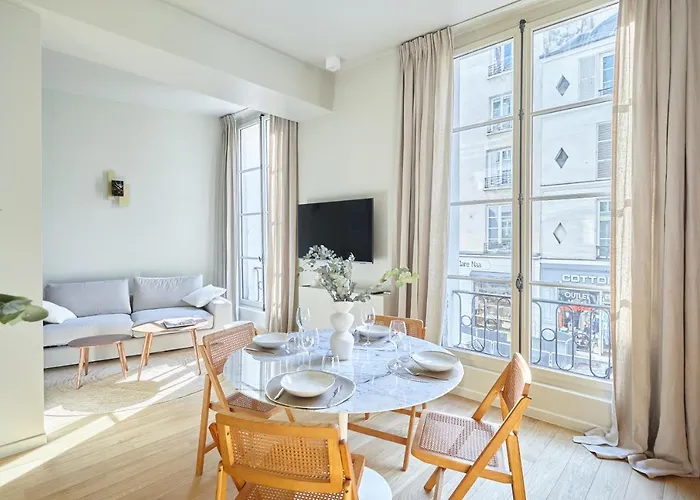 Apartment Le Marais By Studio Prestige