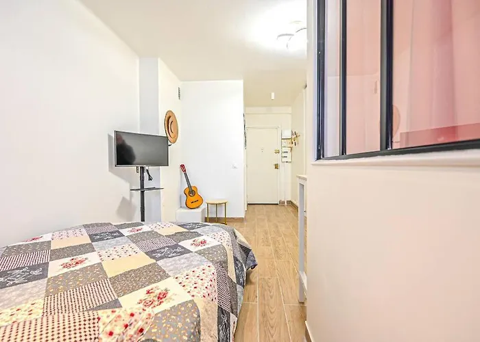 Appartement Parisien - Gambetta