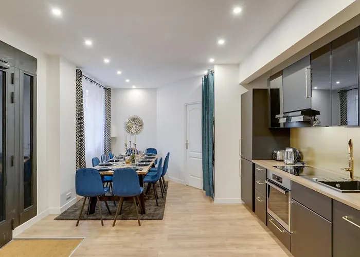 144 Suite Bebesse, Superb APT, 3 BDR, Paris