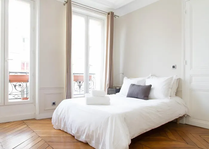 Francs Bourgeois - Marais - 2Br - Cityapartmentstay