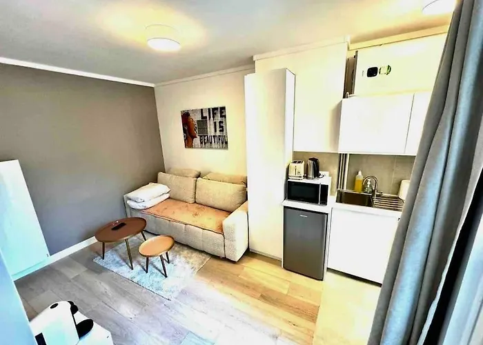 Rent A Room Apartments - Daguerre
