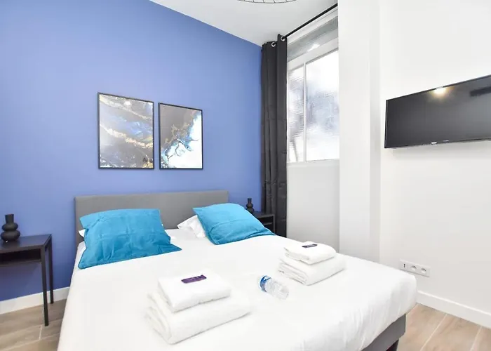 Modern 3Bd For 8 Guests In Bastille Voltaire