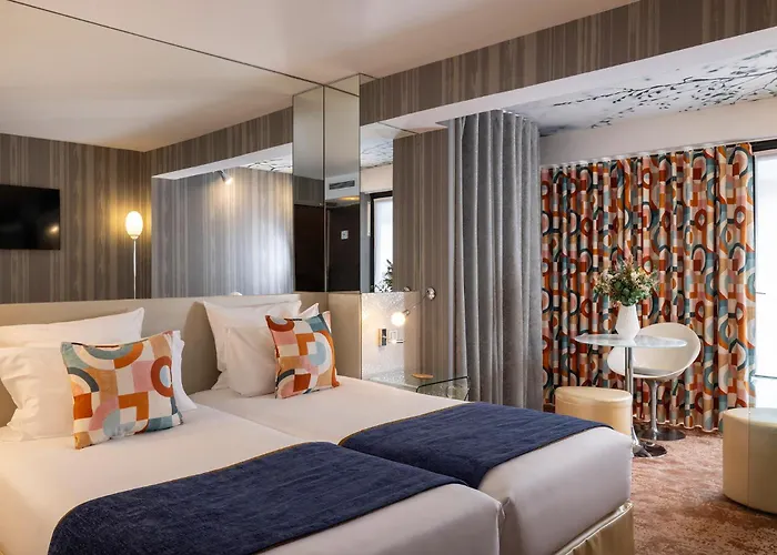 Le 7 Eiffel Hotel By Malone