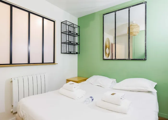 Chic Parisian Retreat - Porte De Montreuil - 2