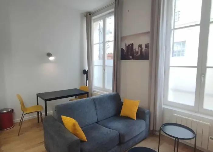 Appartement Canal St Martin 2 Lit Double