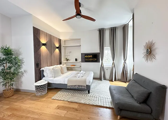 Spacious Studio In Saint-Germain-Des-Pres