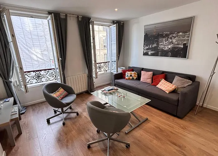 Charmant Apartment In Monmartre