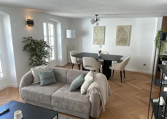 Appartement Neuf A 500M Des Champs-Elysees