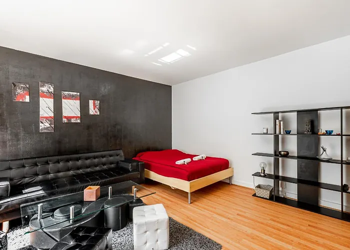 Guestready - Airy Studio With Courtyard View