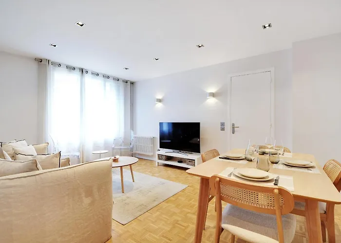 Parc Des Expositions Beautiful Apartment 4 Peoples