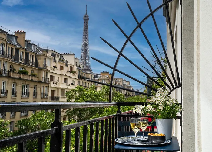 Hotel Le Cercle Tour Eiffel