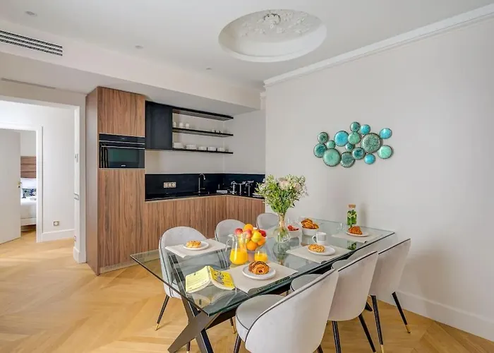 Elegant Family Apartment - Rex - With Ac