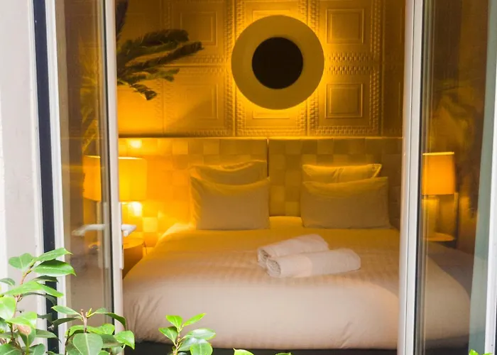 Pic De Notre Dame, Charming Suites Paris