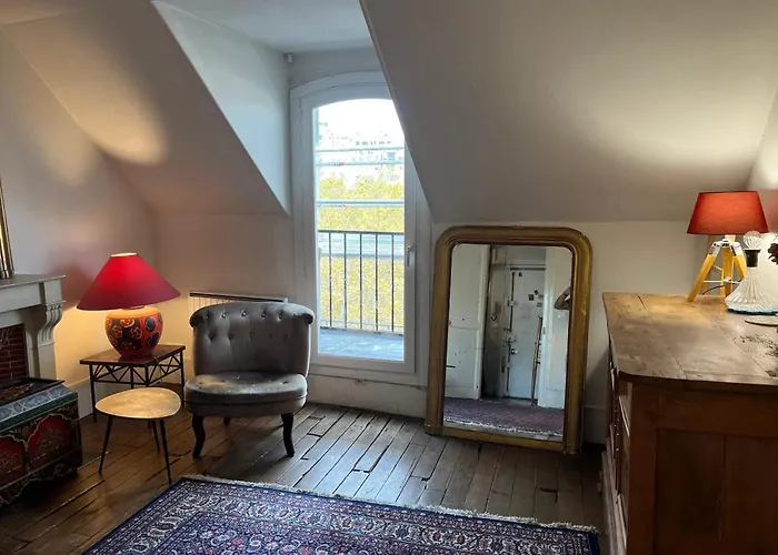 Appartement Charmant Proche De Montmartre 45 M² Balcon