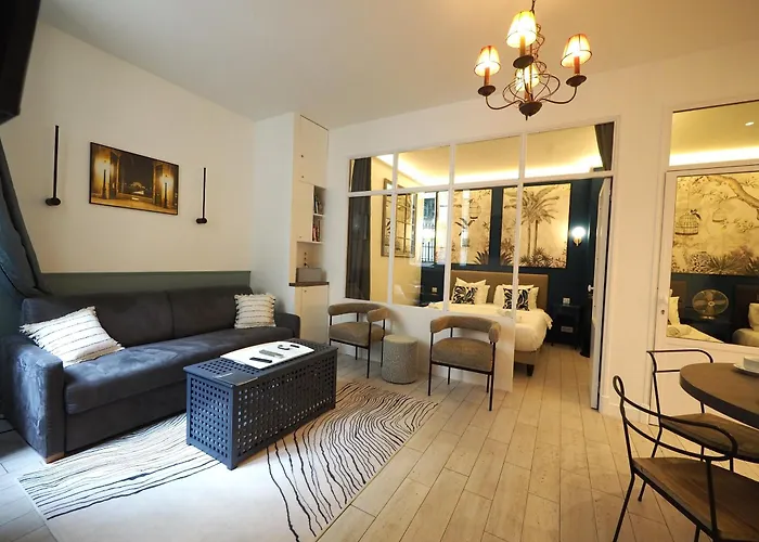 Saint Germain Elegant Chicsuites