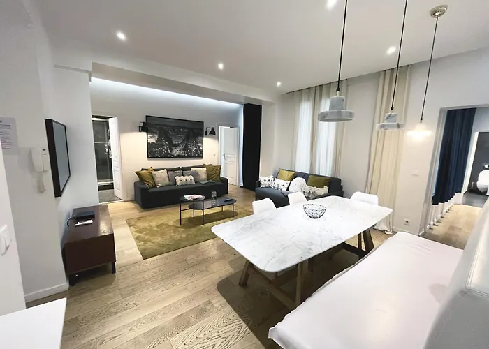 Urban Flat 69 - Beautiful Parisian Apartment In Center Of Paris