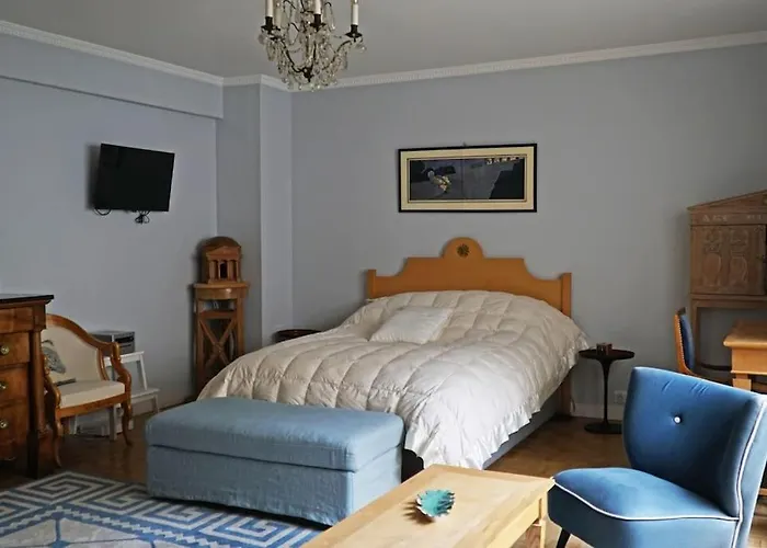 Beautiful, Very Comfortable Studio